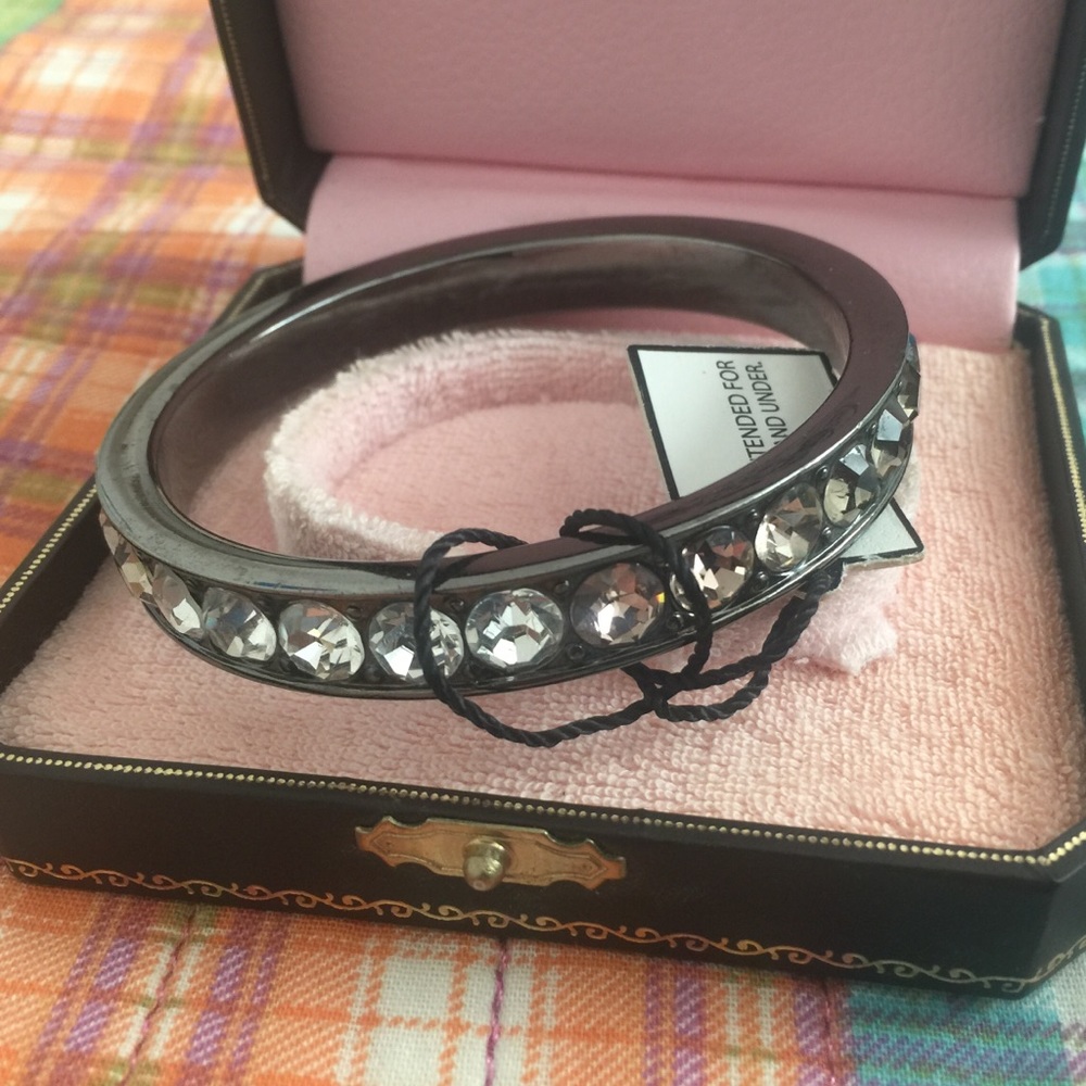 Juicy Couture Ombre Silver Crystal Bangle BNWT - Picture 4 of 6